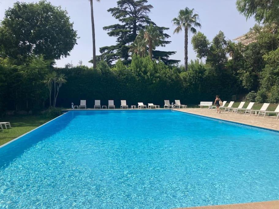 Renove, Grande Terrasse, Piscine, Au Calme Absolu *